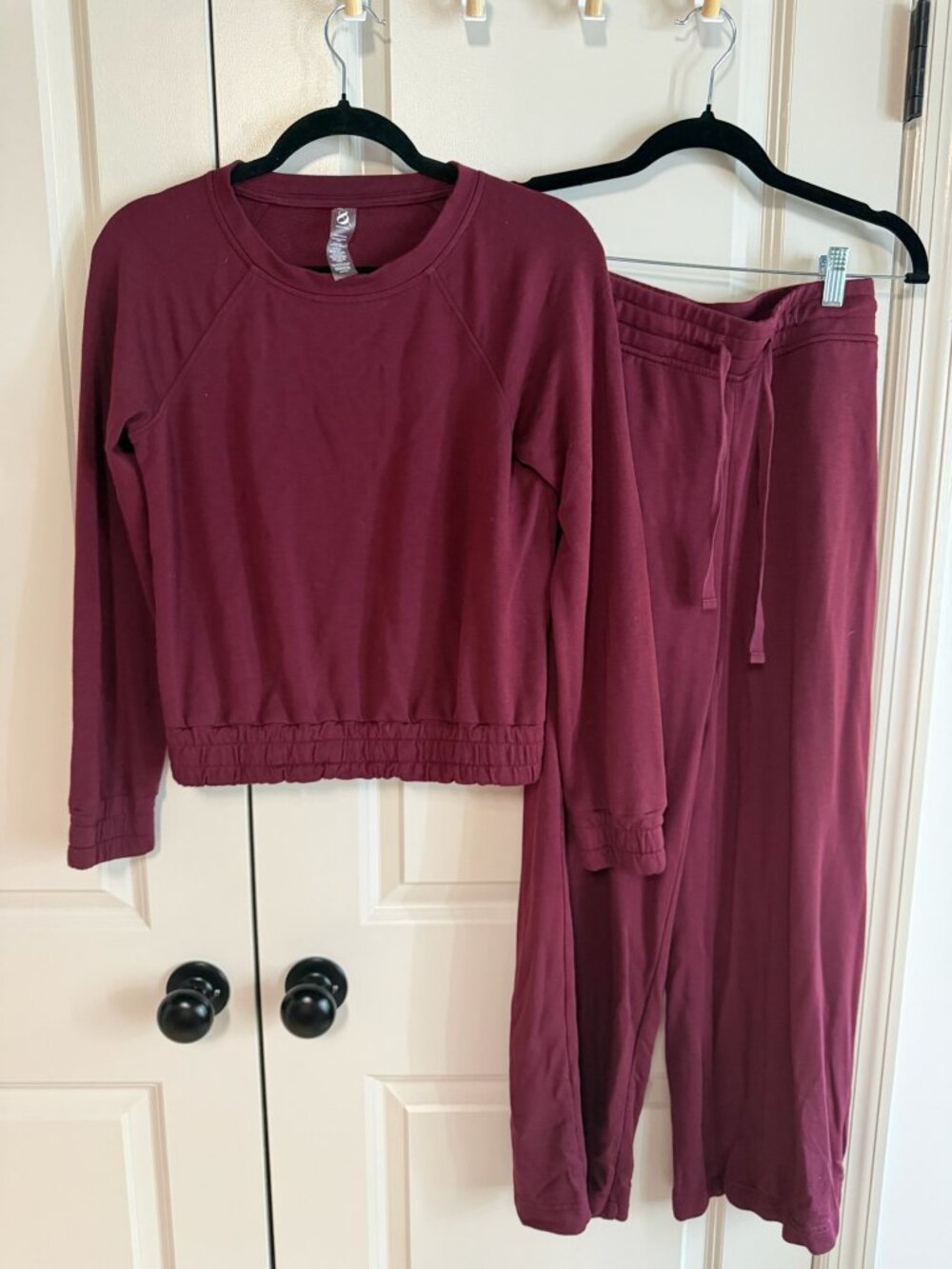 Lou & Grey Burgundy Cozy Lounge Set | XXS | Sweatshirt & Wide Leg Pants